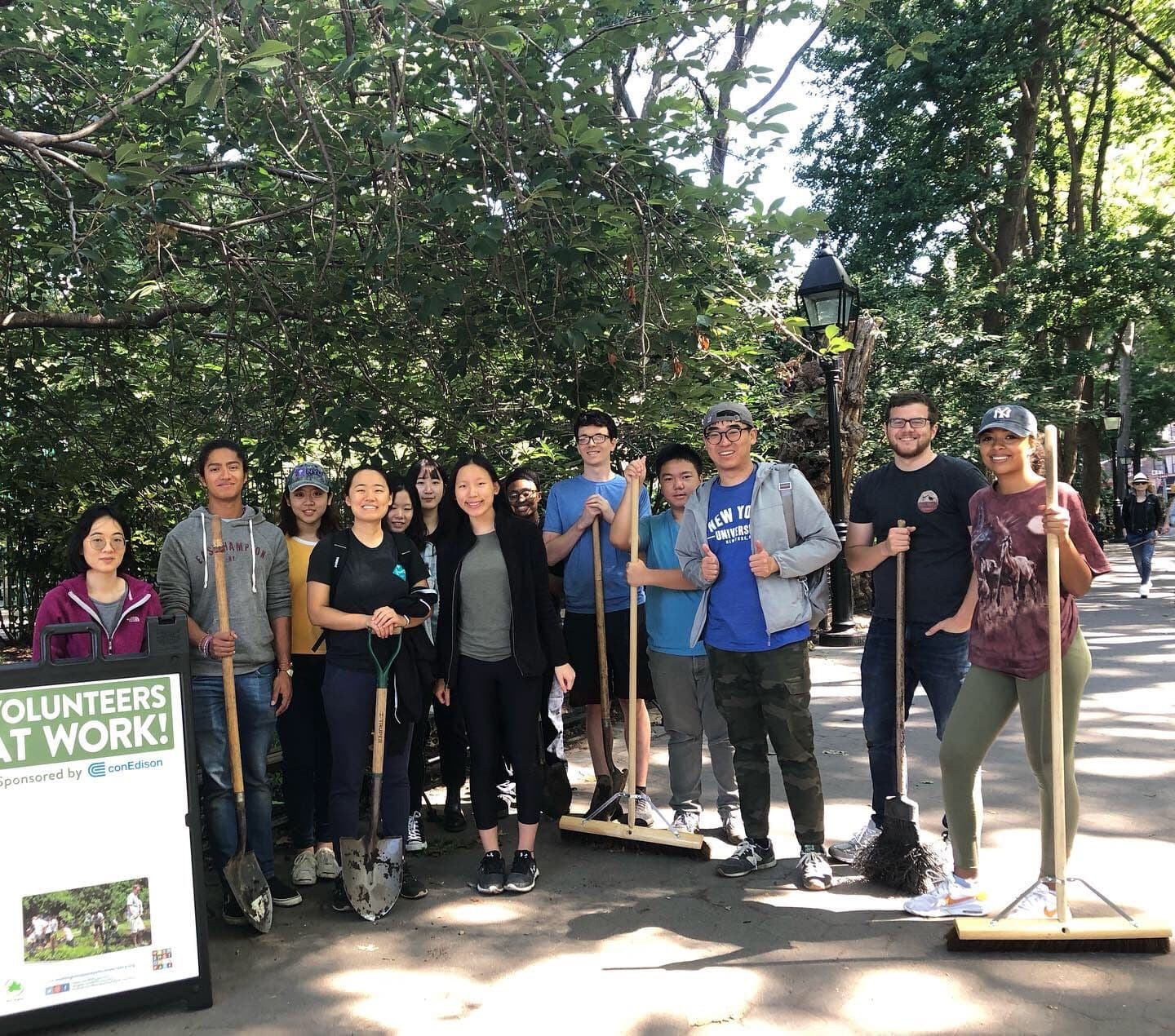 Volunteers in the park